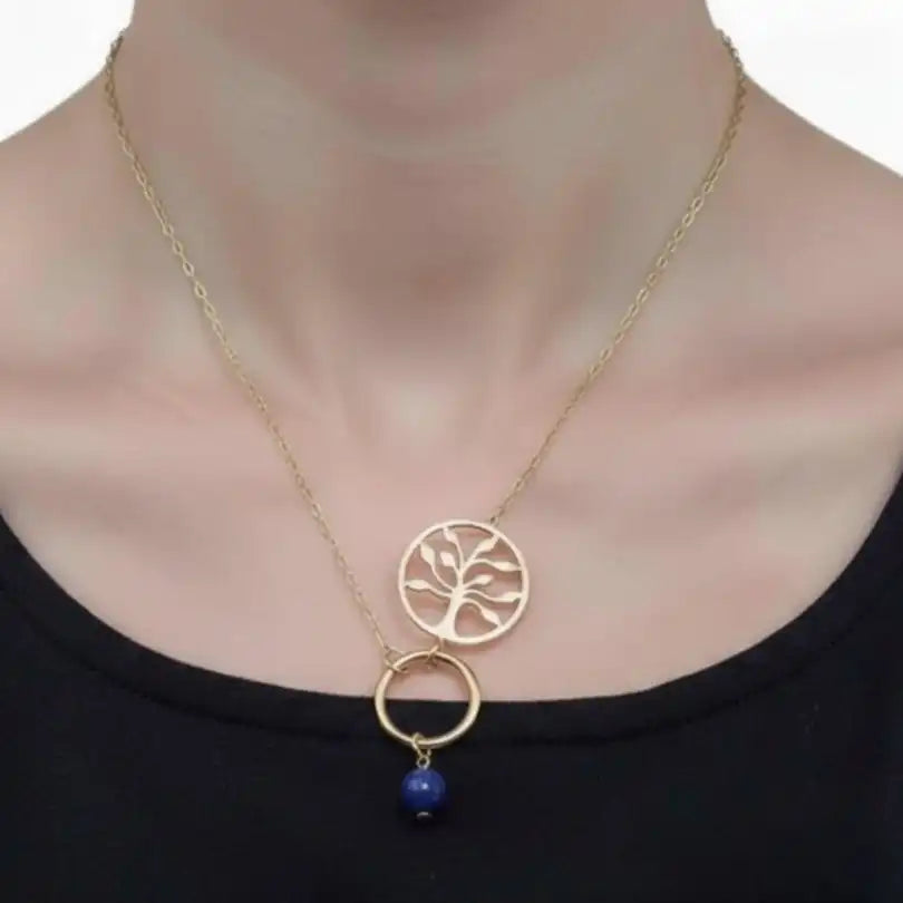 collier arbre de vie lapis lazuli porté