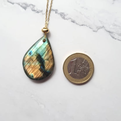 taille pendentif labradorite goutte MystikBox
